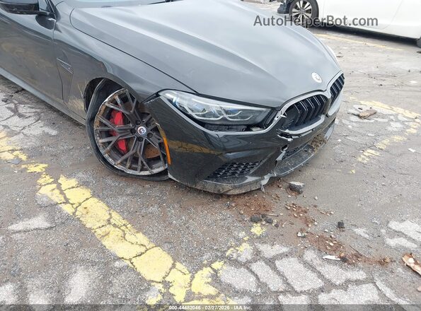 WBSGV0C06PCL37737 2023 BMW M8 Black Widok z przodu