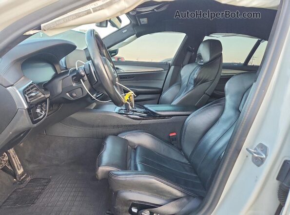 WBSJF0C09LCD56721 2020 BMW M5 Белый Вид салона спереди