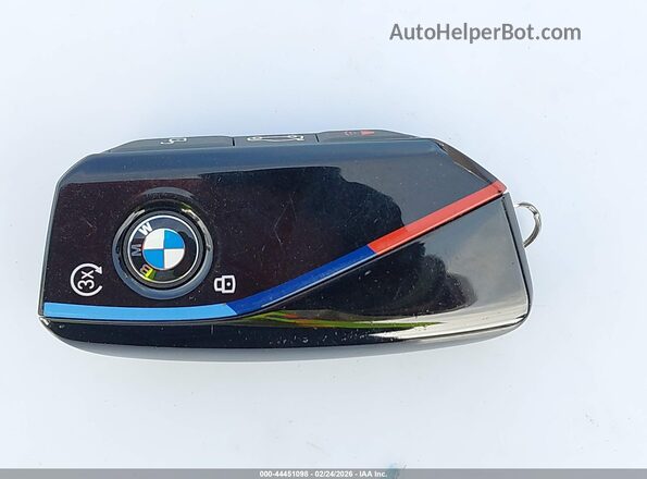 WBX13EF07R5023486 2024 BMW X1 Серый Вид панели приборов