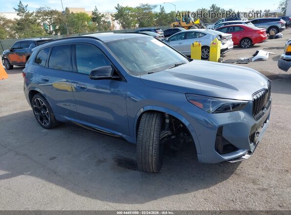 WBX13EF07R5023486 2024 BMW X1 Серый Передняя правая четверть