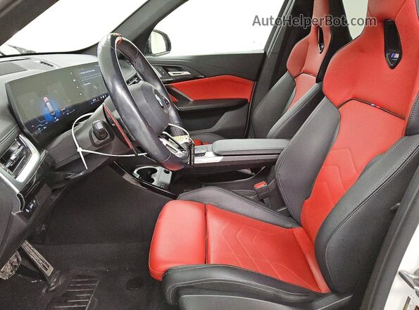 WBX13EF07R5Y24855 2024 BMW X1 White Widok wnętrza z przodu