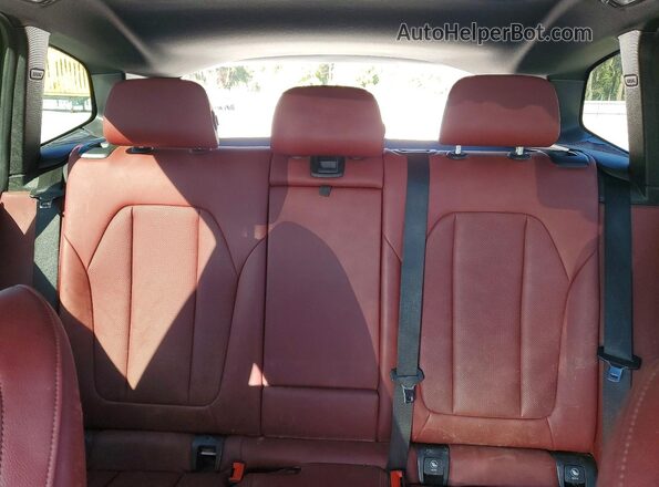 WBX47DP07NN125455 2022 BMW X3 Белый Вид задних сидений