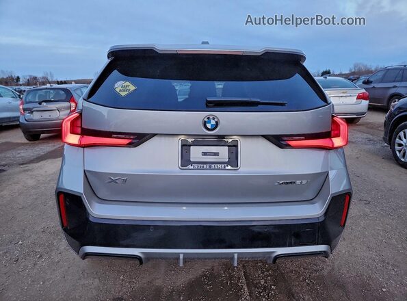 WBX73EF06P5X90771 2023 BMW X1 Silver Rear view