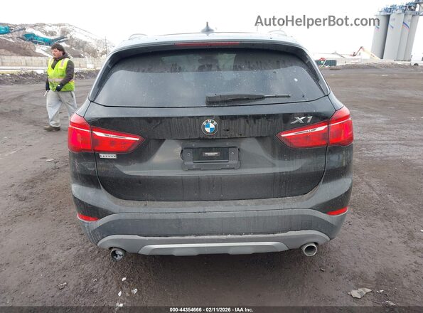 WBXHT3C30GP883734 2016 BMW X1 Black 