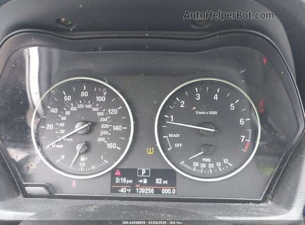 WBXHT3C31G5E51359 2016 BMW X1 Серебряный Вид задних сидений