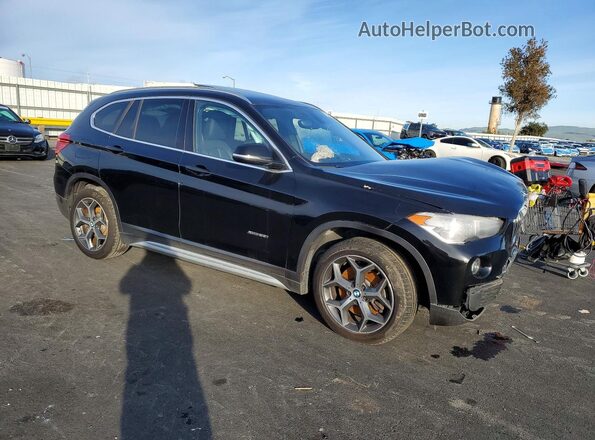 WBXHT3C33H5F73660 2017 BMW X1 Black Przód prawy