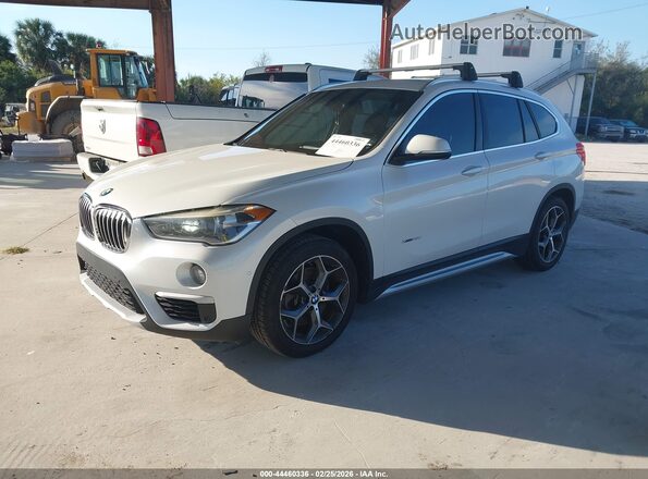 WBXHT3C3XGP881005 2016 BMW X1 White Przód lewy