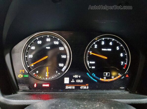 WBXHT3C59K5L90477 2019 BMW X1 Charcoal Widok zestawu wskaźników