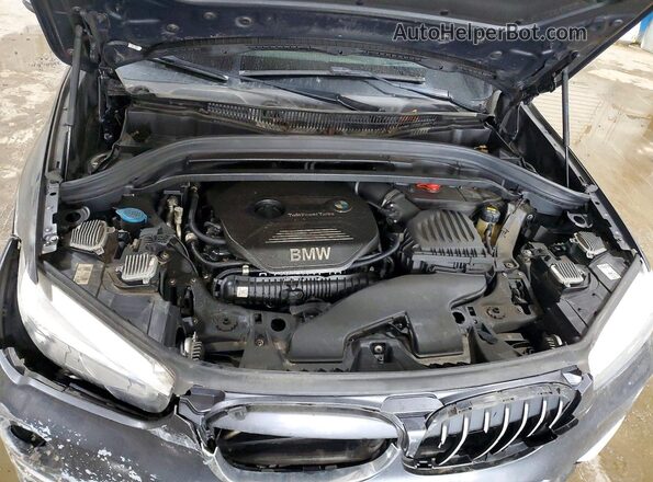 WBXHT3C59K5L90477 2019 BMW X1 Charcoal Widok komory silnika