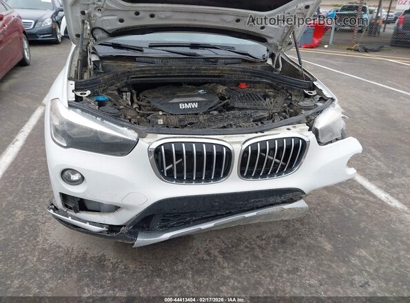 WBXHT3Z30J4A66475 2018 BMW X1 Белый 
