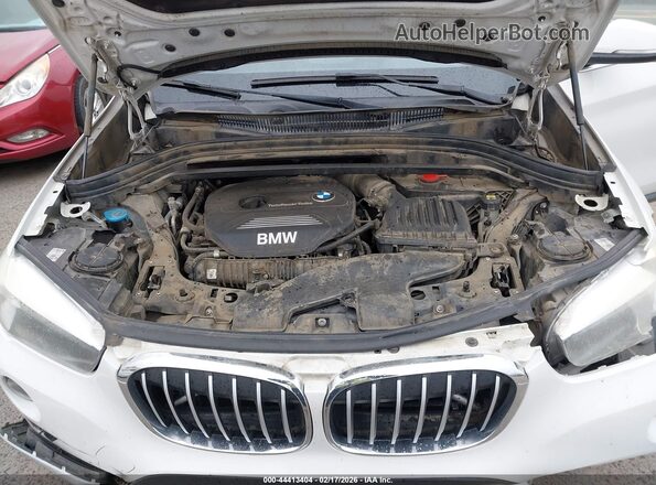 WBXHT3Z30J4A66475 2018 BMW X1 Белый Вид сзади