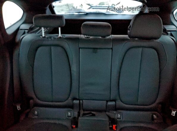 WBXHT3Z35G4A50359 2016 BMW X1 Серый Вид задних сидений