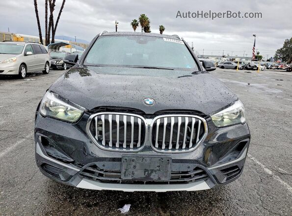 WBXJG7C02N5V40645 2022 BMW X1 Черный Вид спереди