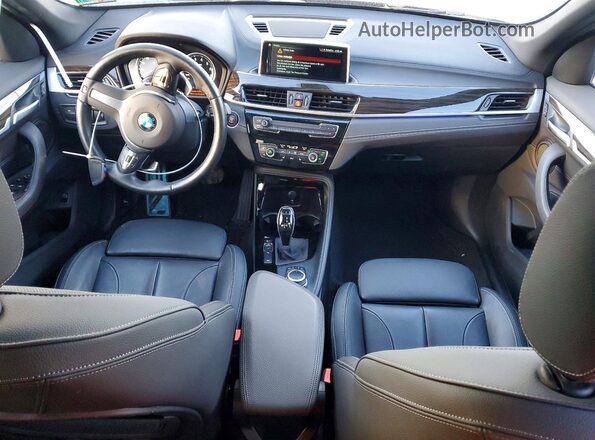 WBXJG9C07L5P86180 2020 BMW X1 White წინა პანელის ხედი