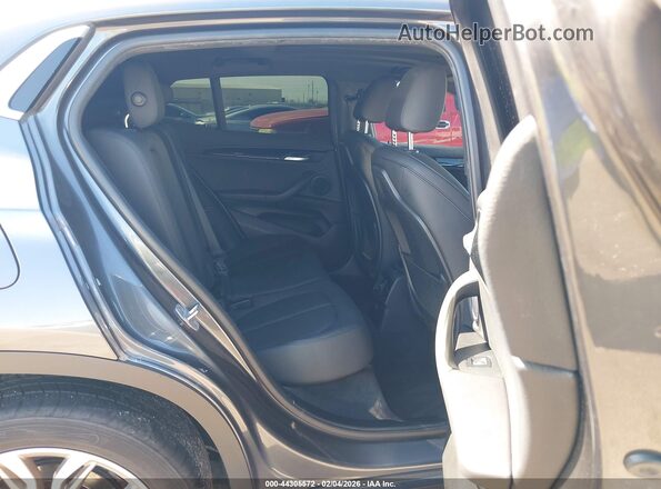 WBXYH9C06M5S16961 2021 BMW X2 Gray Widok naklejki z numerem VIN