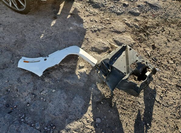 WBXYJ1C01L5R67809 2020 BMW X2 White Вид наклейки з VIN-кодом