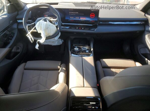 WBY33HG04TCV92884 2026 BMW OTHER Белый Вид панели приборов