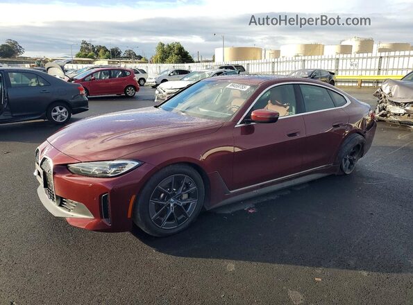 WBY43AW04PFR35646 2023 BMW I4 Burgundy წინა მარცხენა ხედი სამი მეოთხედიდან