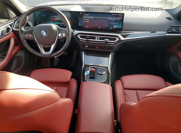 WBY43AW04PFR35646 2023 BMW I4 Burgundy წინა პანელის ხედი