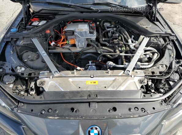 WBY43AW09PFP76705 2023 BMW I4 Gray Սալոնի հետևի տեսք