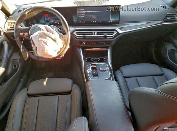 WBY43AW0XRFT38133 2024 BMW I4 Черный Вид панели приборов