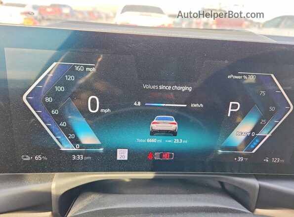 WBY43HD00SFT65939 2025 BMW I4 White Вид щитка приладів