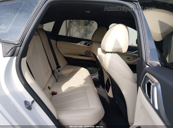 WBY73AW04RFS36100 2024 BMW I4 White VIN կոդի պիտակի տեսք