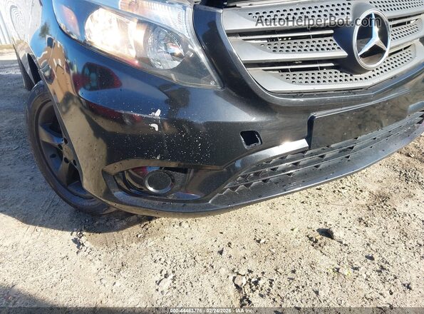 WD4PG2EE0H3234262 2017 MERCEDES-BENZ METRIS Black Widok z przodu