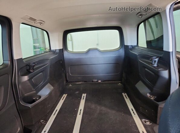WD4PG2EE8G3138409 2016 MERCEDES-BENZ METRIS Черный Вид задних сидений