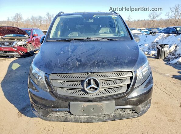 WDAPG2EE7H3311223 2017 MERCEDES-BENZ METRIS Черный Вид спереди