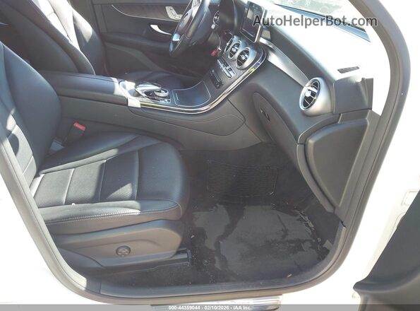 WDC0G4JB2GF034428 2016 MERCEDES-BENZ GLC 300 Белый Вид салона спереди