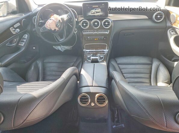 WDC0G4JB4GF063459 2016 MERCEDES-BENZ GLC-CLASS Серебряный Вид панели приборов