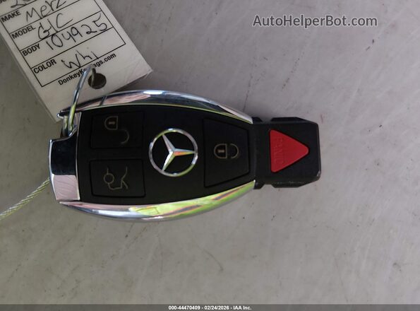 WDC0G4JB5GF104925 2016 MERCEDES-BENZ GLC 300 Белый Вид панели приборов