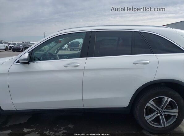 WDC0G4JB7KV172805 2019 MERCEDES-BENZ GLC 300 Белый Панорамный вид салона 360°