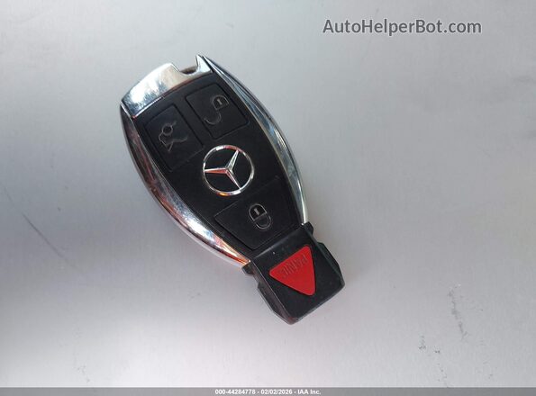 WDC0G4JB9GF058970 2016 MERCEDES-BENZ GLC 300 Серебряный Вид панели приборов