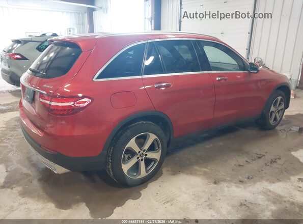 WDC0G4KB0JV092033 2018 MERCEDES-BENZ GLC 300 Красный Задняя правая четверть