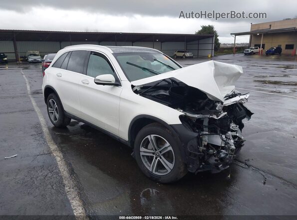 WDC0G4KB3JV019576 2018 MERCEDES-BENZ GLC 300 White Przód prawy