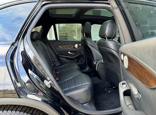 WDC0G4KB4HF133820 2017 MERCEDES-BENZ GLC-CLASS Black Rear view