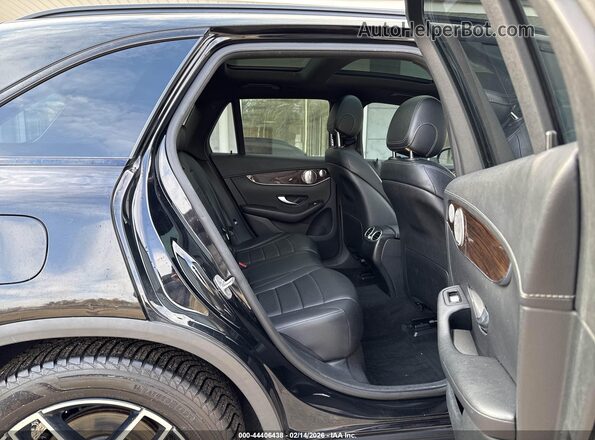 WDC0G4KB4HF133820 2017 MERCEDES-BENZ GLC 300 Черный Вид наклейки с VIN-кодом
