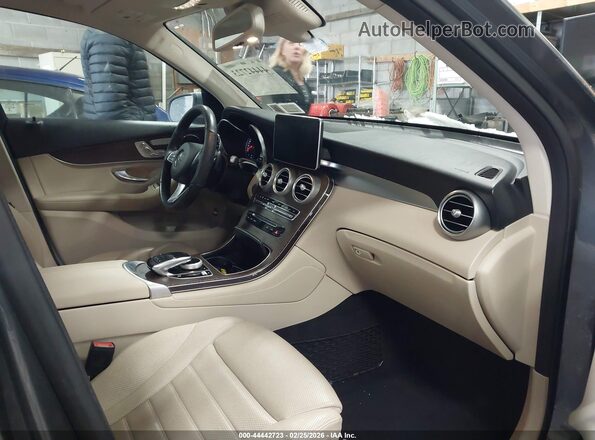 WDC0G4KB4KV186398 2019 MERCEDES-BENZ GLC 300 Серый Вид салона спереди