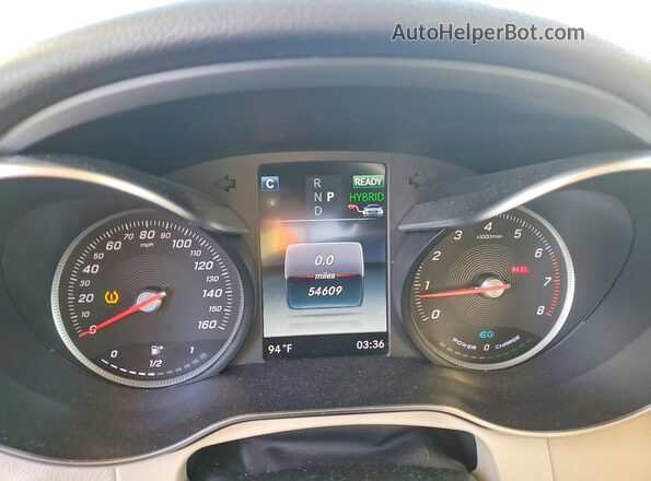 WDC0G5EB8KF601301 2019 MERCEDES-BENZ GLC-CLASS White Widok zestawu wskaźników