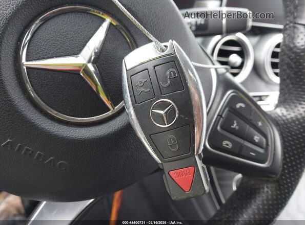 WDC0J4KB0HF220602 2017 MERCEDES-BENZ GLC 300 COUPE Белый Вид панели приборов