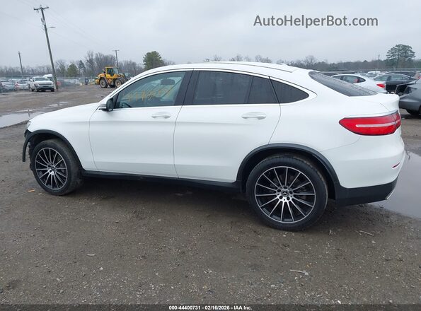 WDC0J4KB0HF220602 2017 MERCEDES-BENZ GLC 300 COUPE Белый Панорамный вид салона 360°