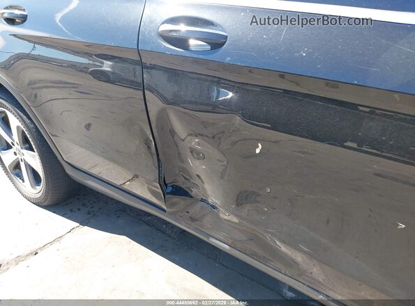WDC0J4KB2KF572054 2019 MERCEDES-BENZ GLC 300 COUPE Черный Вид спереди