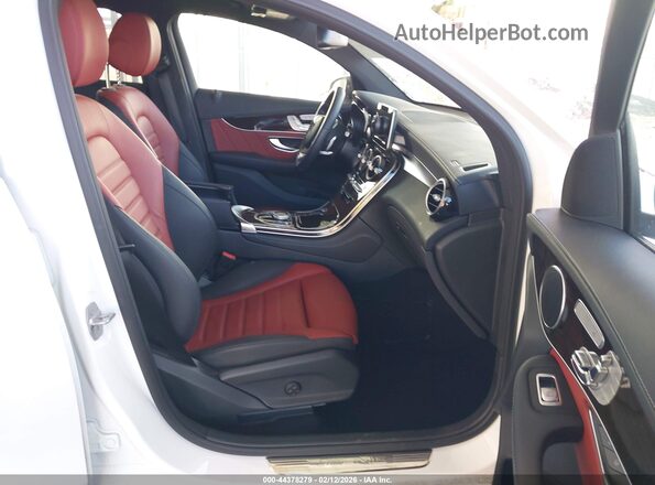 WDC0J6EB0JF325363 2018 MERCEDES-BENZ AMG GLE 43 COUPE Белый Вид салона спереди