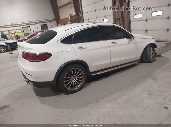 WDC0J8EB2LF708896 2020 MERCEDES-BENZ GLC 300 COUPE Белый Задняя правая четверть