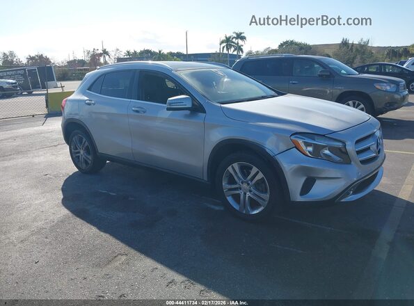 WDCTG4EB2HJ282572 2017 MERCEDES-BENZ GLA 250 Серебряный Передняя правая четверть