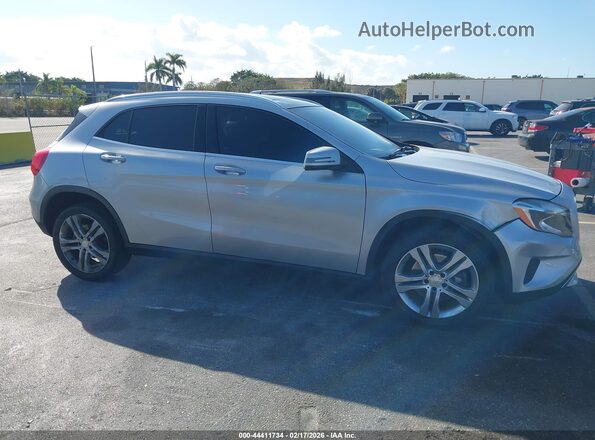 WDCTG4EB2HJ282572 2017 MERCEDES-BENZ GLA 250 Серебряный Вид спереди