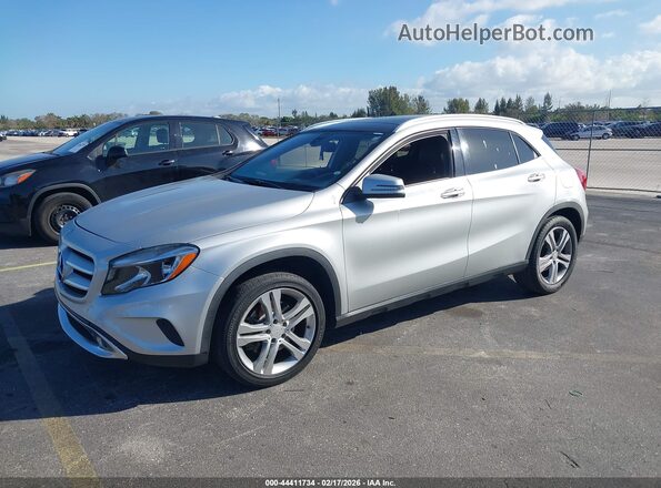 WDCTG4EB2HJ282572 2017 MERCEDES-BENZ GLA 250 Серебряный Передняя левая четверть