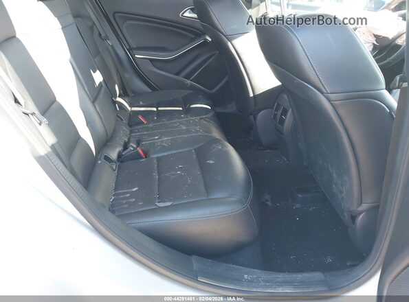 WDCTG4EB4JJ431487 2018 MERCEDES-BENZ GLA 250 Серебряный Вид наклейки с VIN-кодом